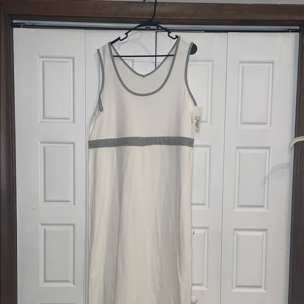 Gray and Cream Sleeveless Midi Sheath Dress